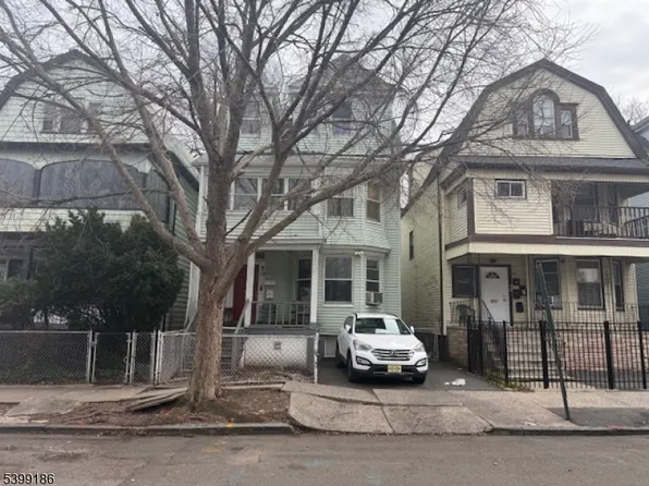 50 N 18Th St, East Orange City, NJ 07017