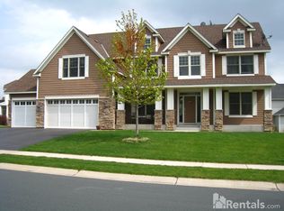 16391 Serenity Ln, Eden Prairie, MN 55347