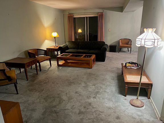 2nd image of 5200 Galitz St APT 105