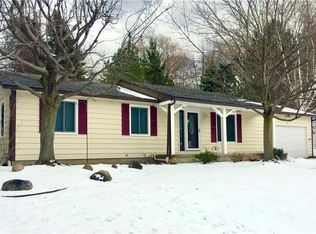 152 Kindlewood Ln, Rochester, NY 14617