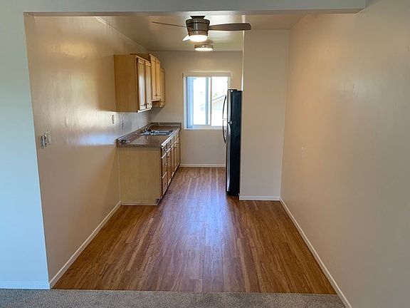 4th image of 2510 Landis St #B