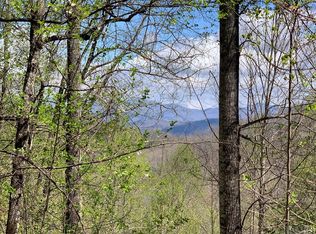 65 Pilot Knob Rd, Glenville, NC 28736