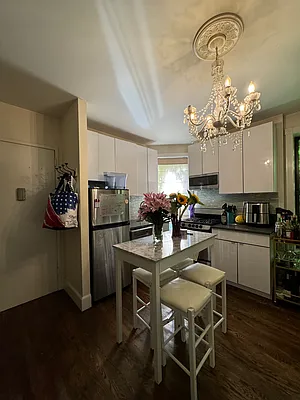 Rented by Oxford Property Group | media 35