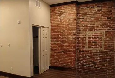 251 Front St #5 — Photo 8