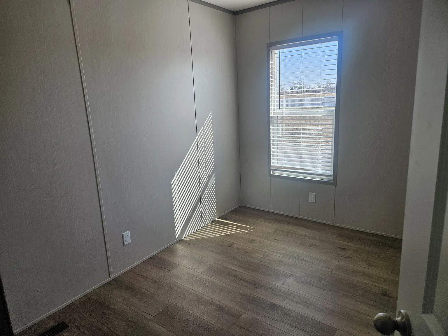 3 bed, 1216 sqft, $1,335 — Photo 4