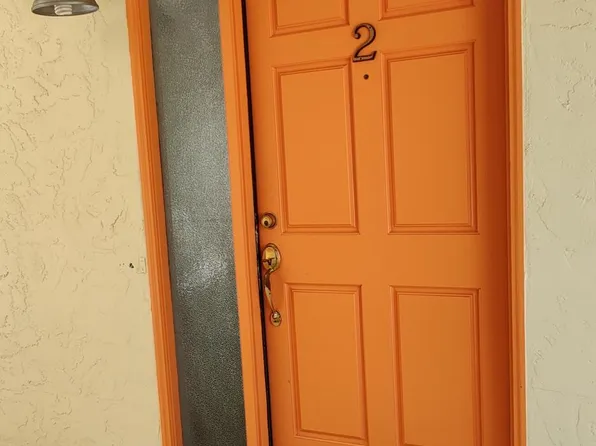 800 University Ave APT 2, Palo Alto, CA 94301