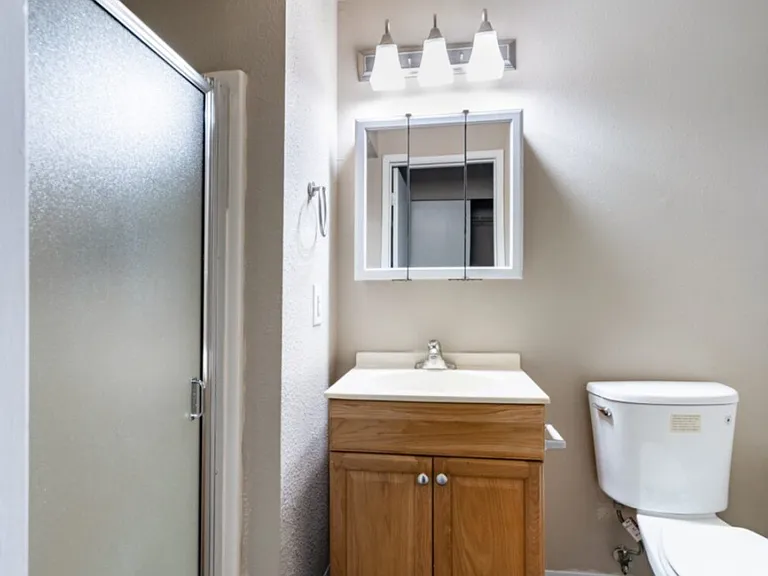 COURTYARD APTS-MUKILTEO — Photo 50