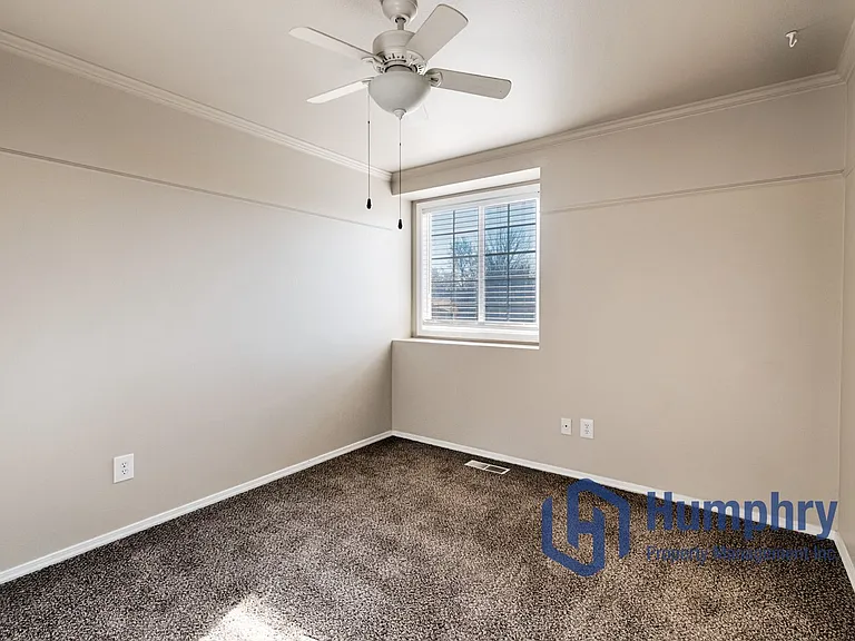 256 W Woodbury Dr — Photo 23