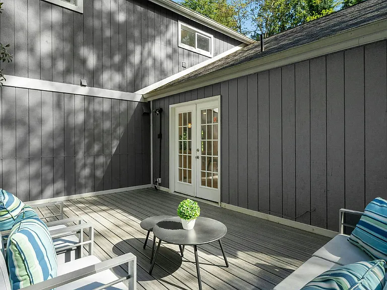 7214 NE 155th St — Photo 34