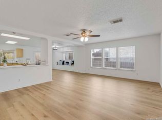 7906 Swindow Cir, Converse, TX 78109