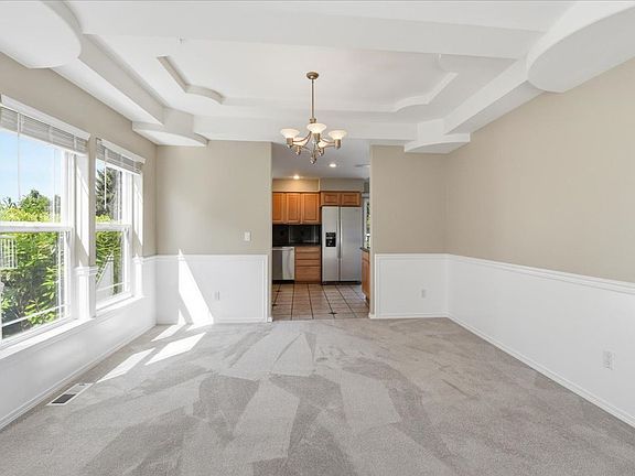 3rd image of 7622 80th Ave NE