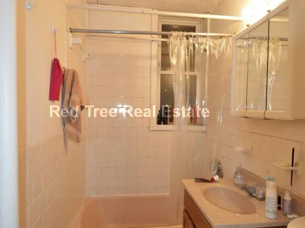 4 Price Rd APT 3, Boston, MA 02134