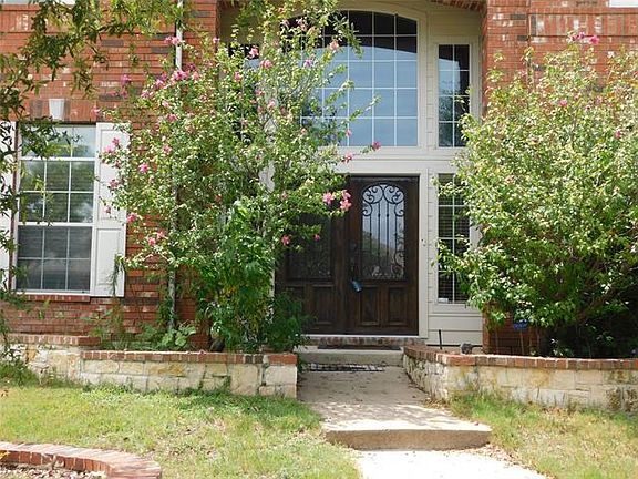 3rd image of 1256 Logan Dr