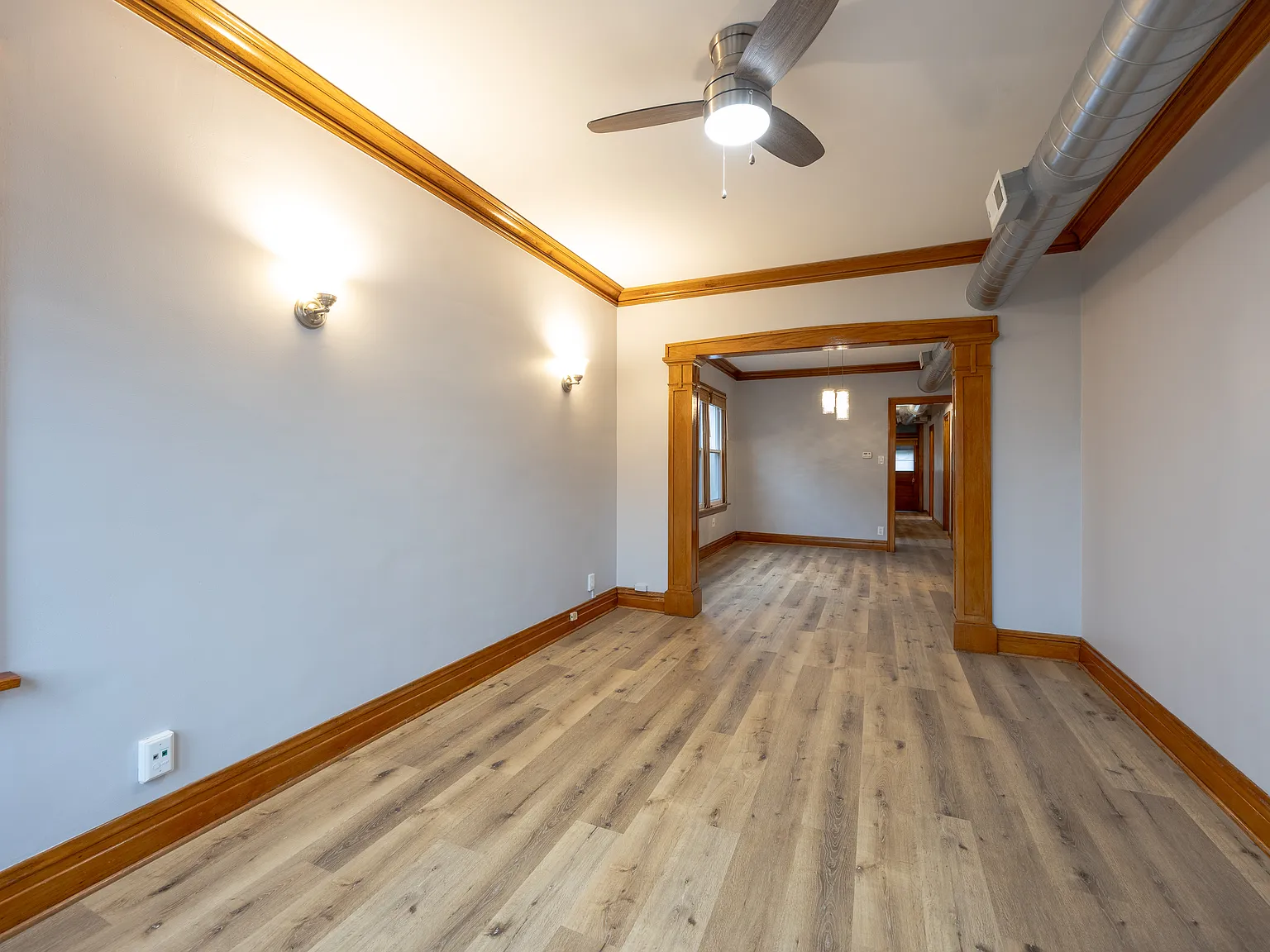3 bed, 1200 sqft, $2,000 — Photo 4