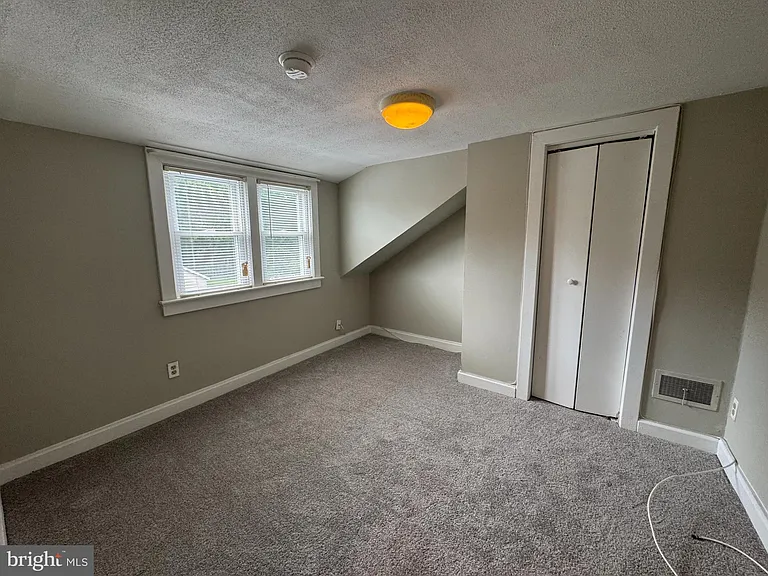 14955 Foster Ln — Photo 7