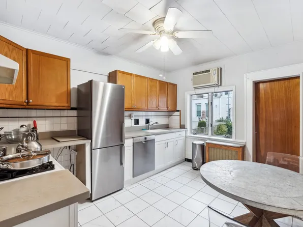 223 Dodd Street image 13 of 28