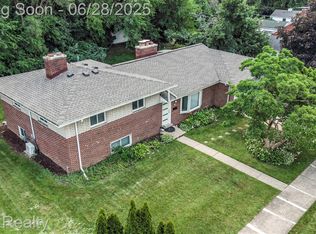 181 S Josephine Ave, Pontiac, MI 48341