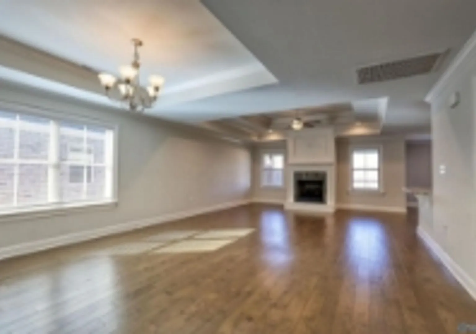 Coming Soon For Rent! Stunning 3-Bedroom + Bonus Room - $2200 — Photo 2