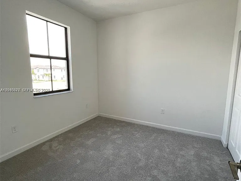 24641 SW 117th Path #24641 — Photo 8