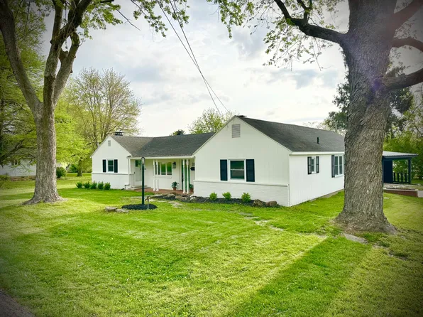 310 Lewis Ave, Lawrenceville, IL 62439