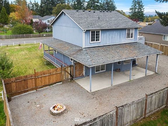 3rd image of 502 Burnham Ln SE