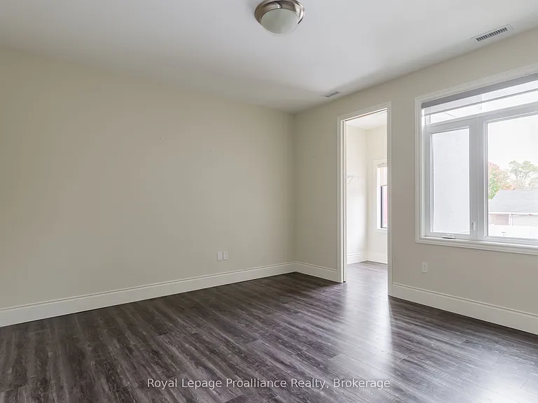 863 Abbey Ln #206 — Photo 16
