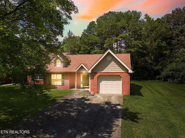 826 Gresham Rd, Knoxville, TN 37918