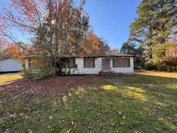 22105 Raymond Ln, Cape Charles, VA 23310