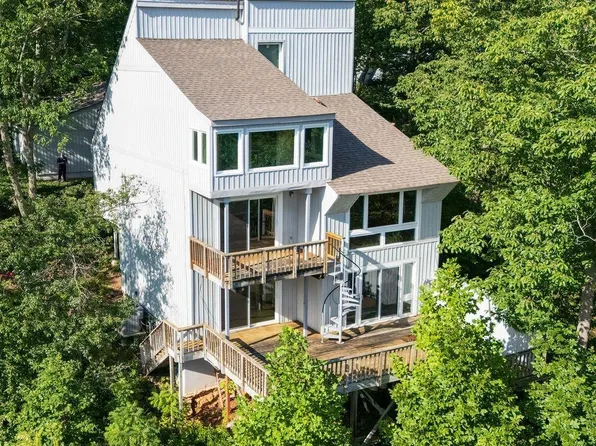 14 Persimmon Ln, Greenville, SC 29609