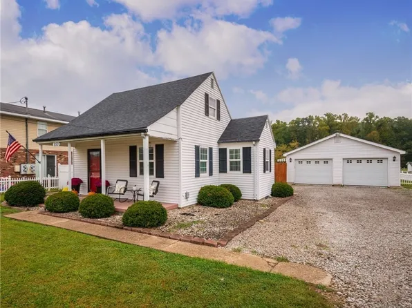 950 Roosevelt Blvd, Eleanor, WV 25070