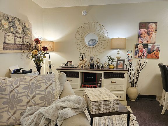 2nd image of 315 Convention Blvd APT 2