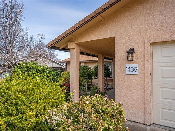 2nd image of 1439 Calexico Dr