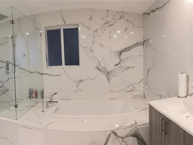 15551 SW 155th Ave — Photo 5
