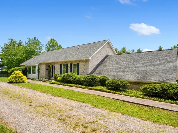 494 Soapstone Hill Rd SE, Floyd, VA 24091