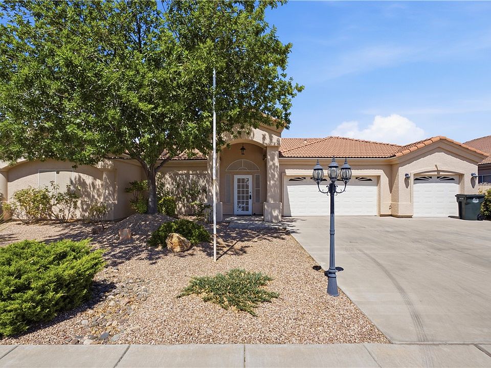 1st image of 2061 Buena Vista Drive