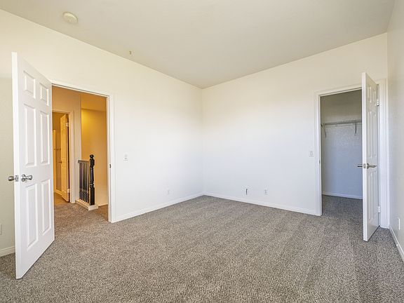 4th image of 34309 Northhaven Dr #4