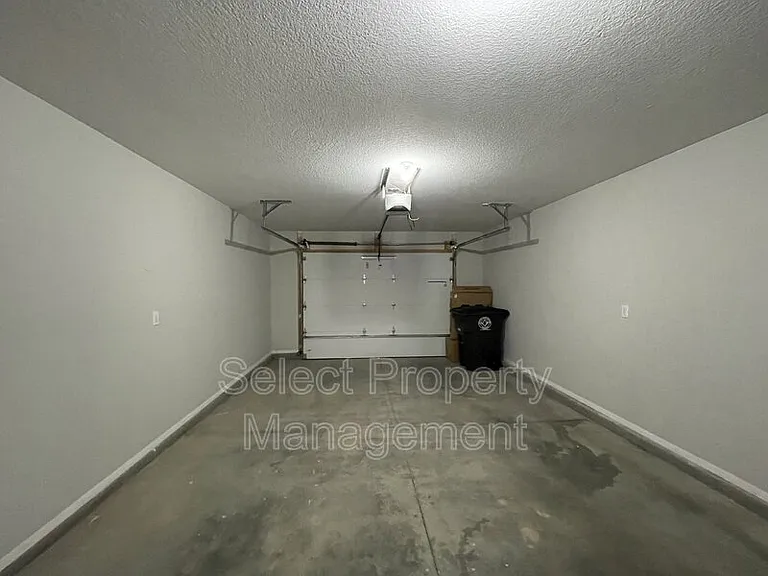 2504 Alma Ave — Photo 16