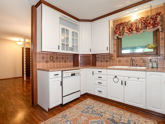 5th image of 6905 E Ayesbury Cir