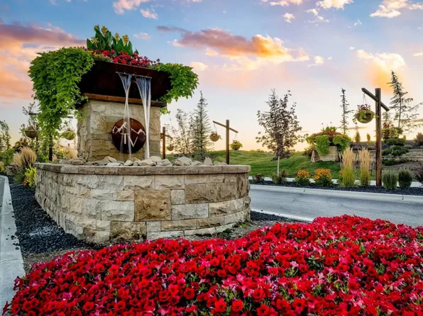Homes Available Soon, Terra View