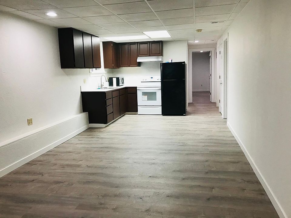 Nook - eating area.