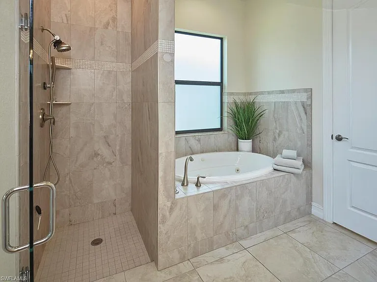1119 Ridge St — Photo 13