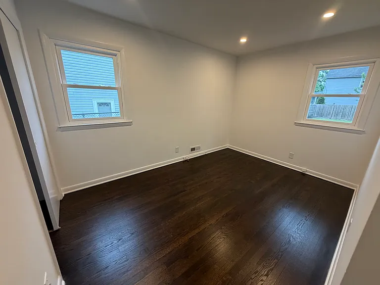 146 North Ave — Photo 10