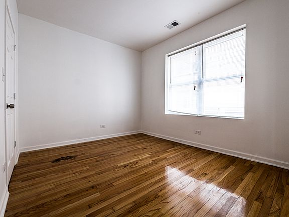 5th image of 1145 N Austin Blvd #2B