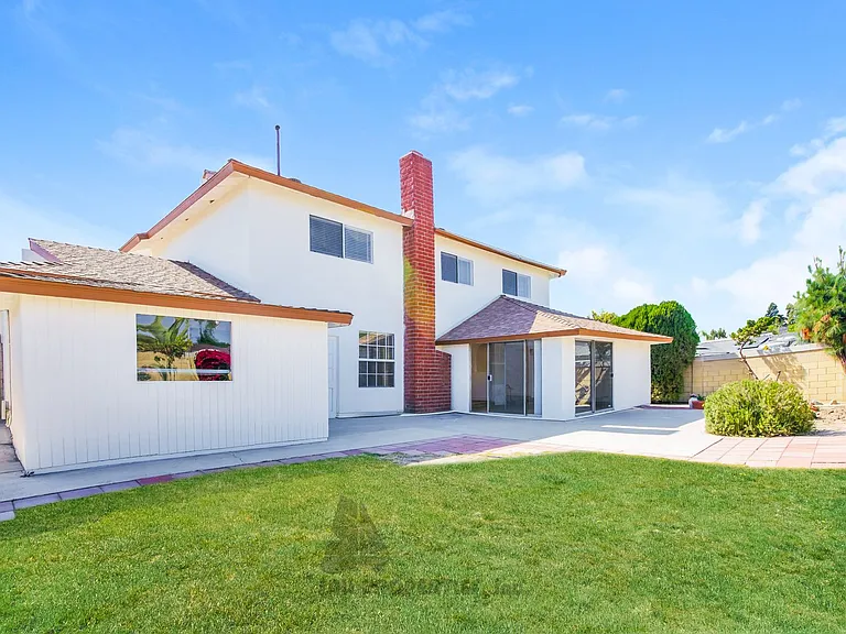 9618 Pauline Dr — Photo 17