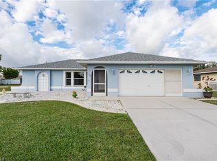 129 SE 17th Ter, Cape Coral, FL 33990