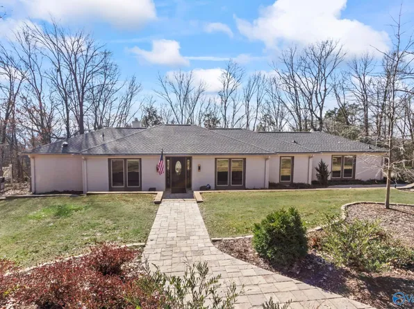 819 Baylor Dr SE, Huntsville, AL 35802