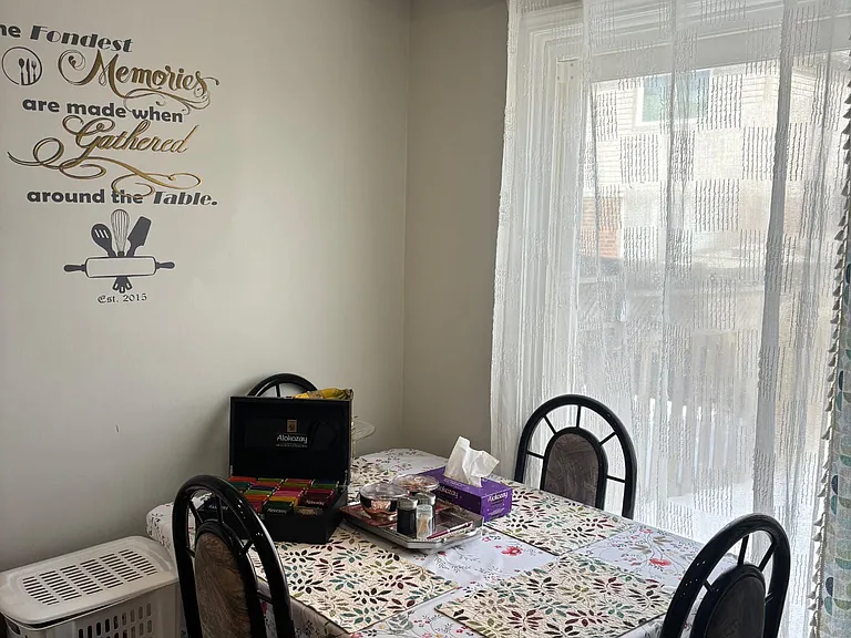 10 Vista Green Cres — Photo 8