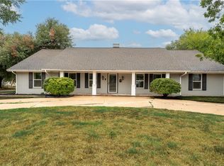401 San Gabriel St, Rockdale, TX 76567