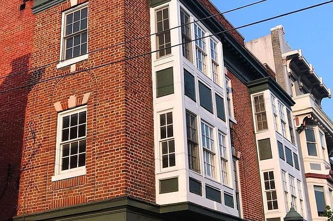 1st image of 27 W Franklin St