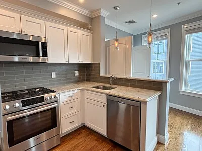2 bed, $3,400 — Photo 4